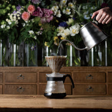 Load image into Gallery viewer, Hario V60 02 Brewing Kit Plastic
